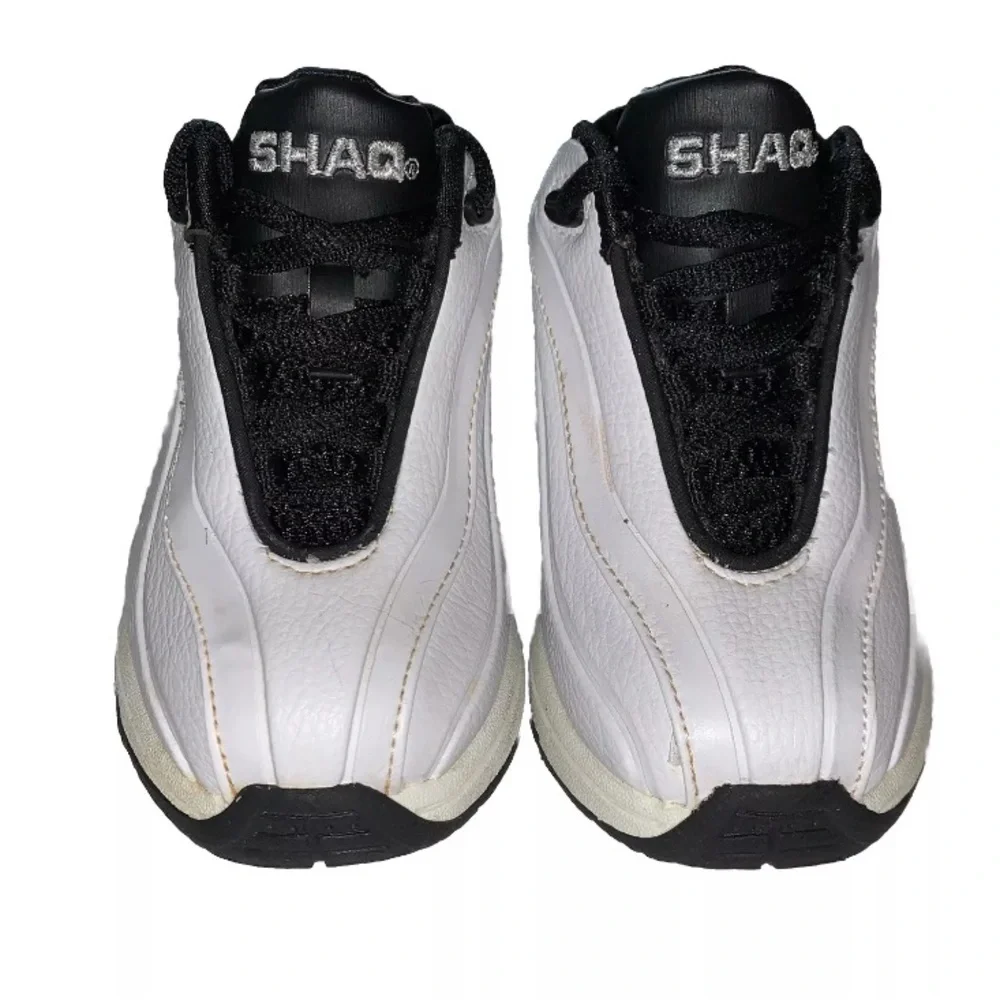 SHAQ Toddler Childs Shoes Size 7.5 White & Black Lace Up     (S233)